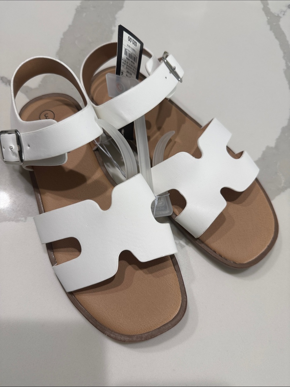 art class White Leather Look Girls Sandals
